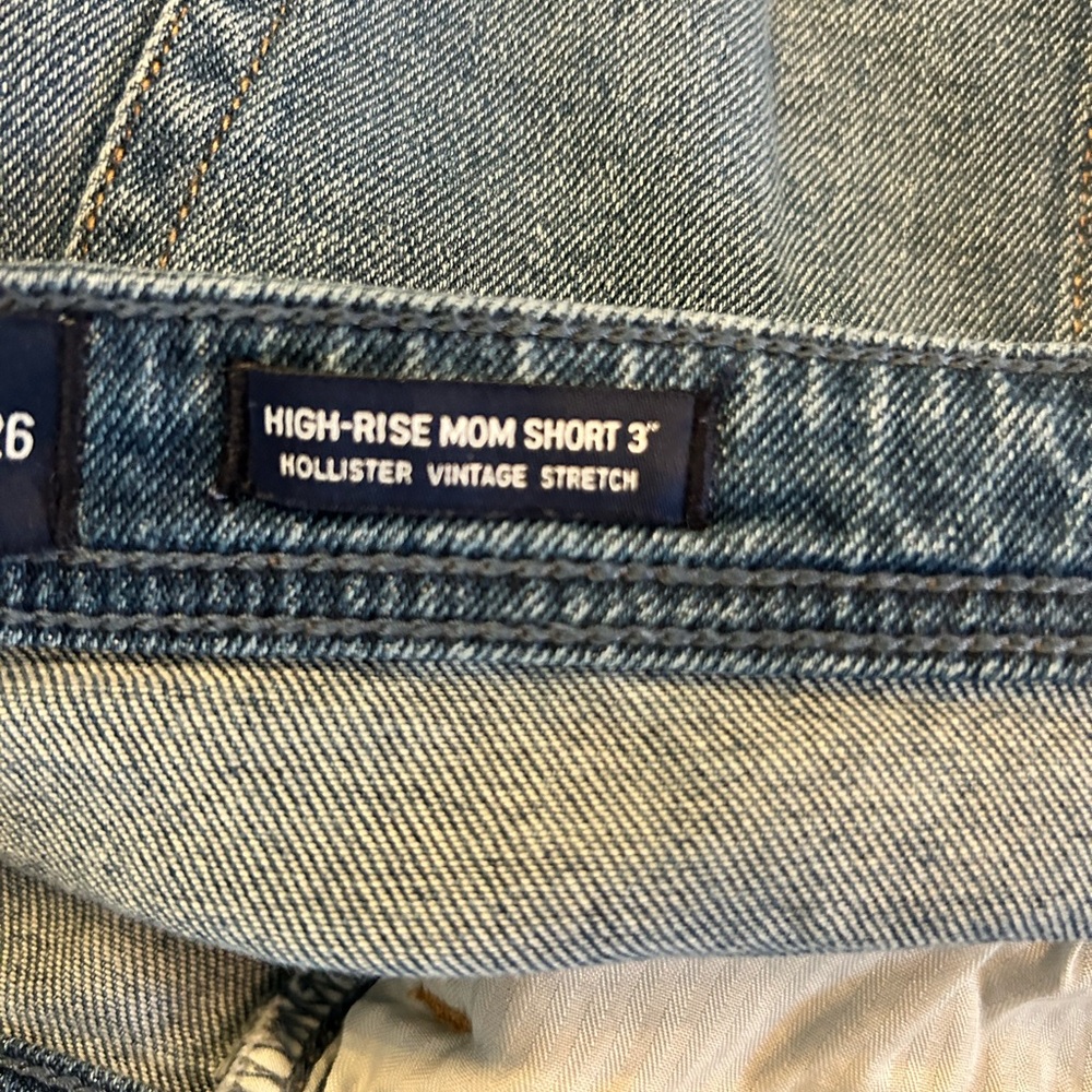 Hollister High-Rise Mom Short Vintage Stretch Denim Shorts - 3in - Picture 4 of 9